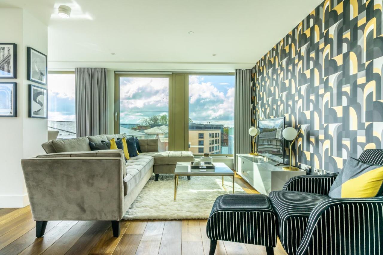 Skyview Retreat @ Ryedale House Appartement York Buitenkant foto