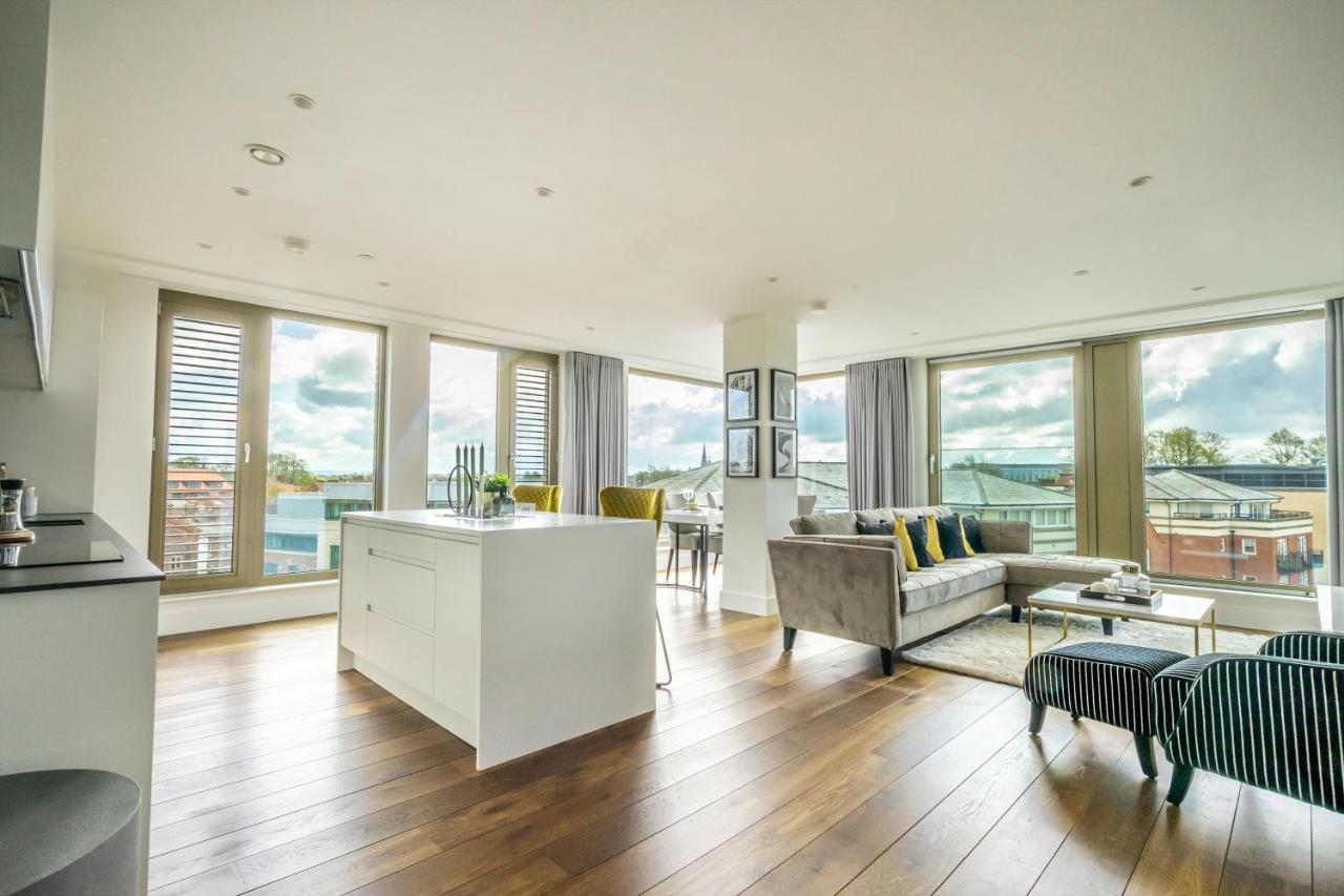 Skyview Retreat @ Ryedale House Appartement York Buitenkant foto