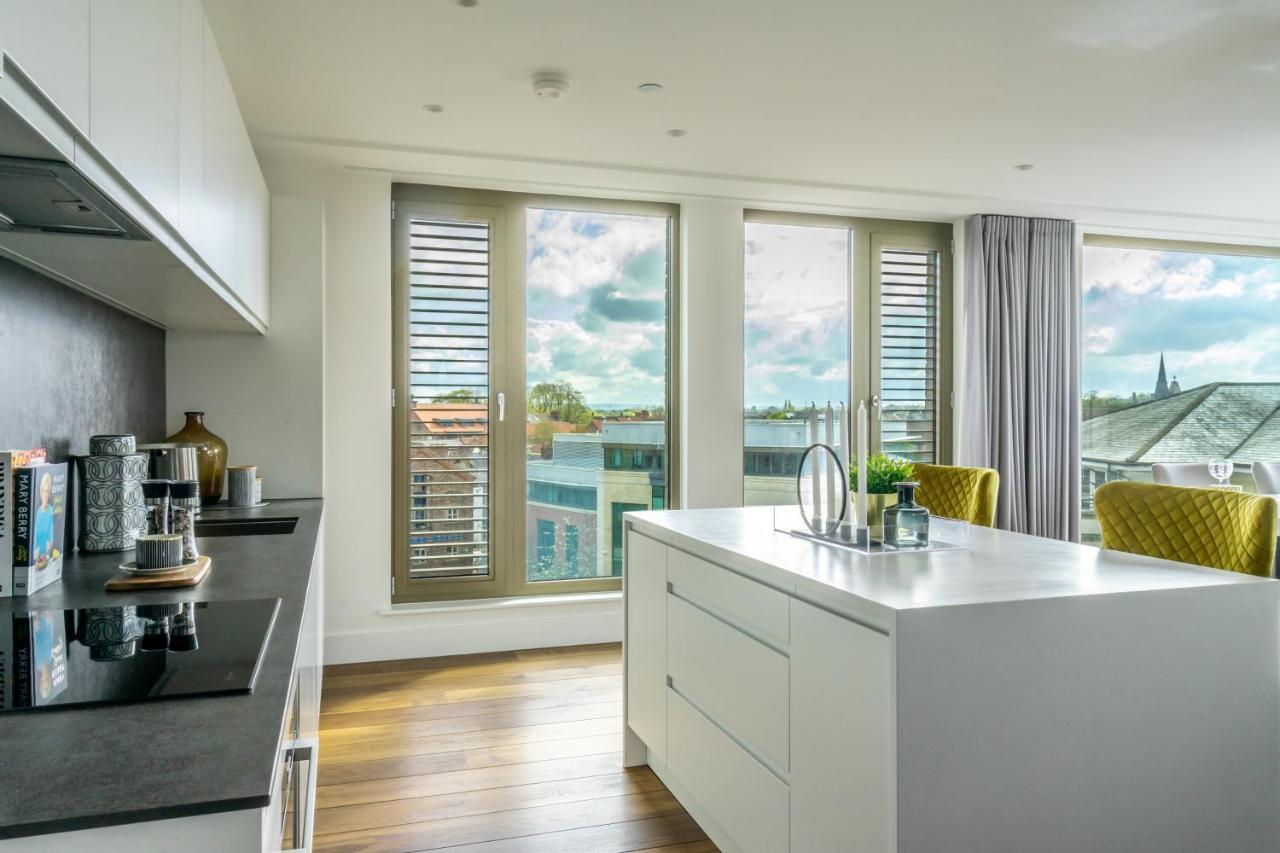 Skyview Retreat @ Ryedale House Appartement York Buitenkant foto