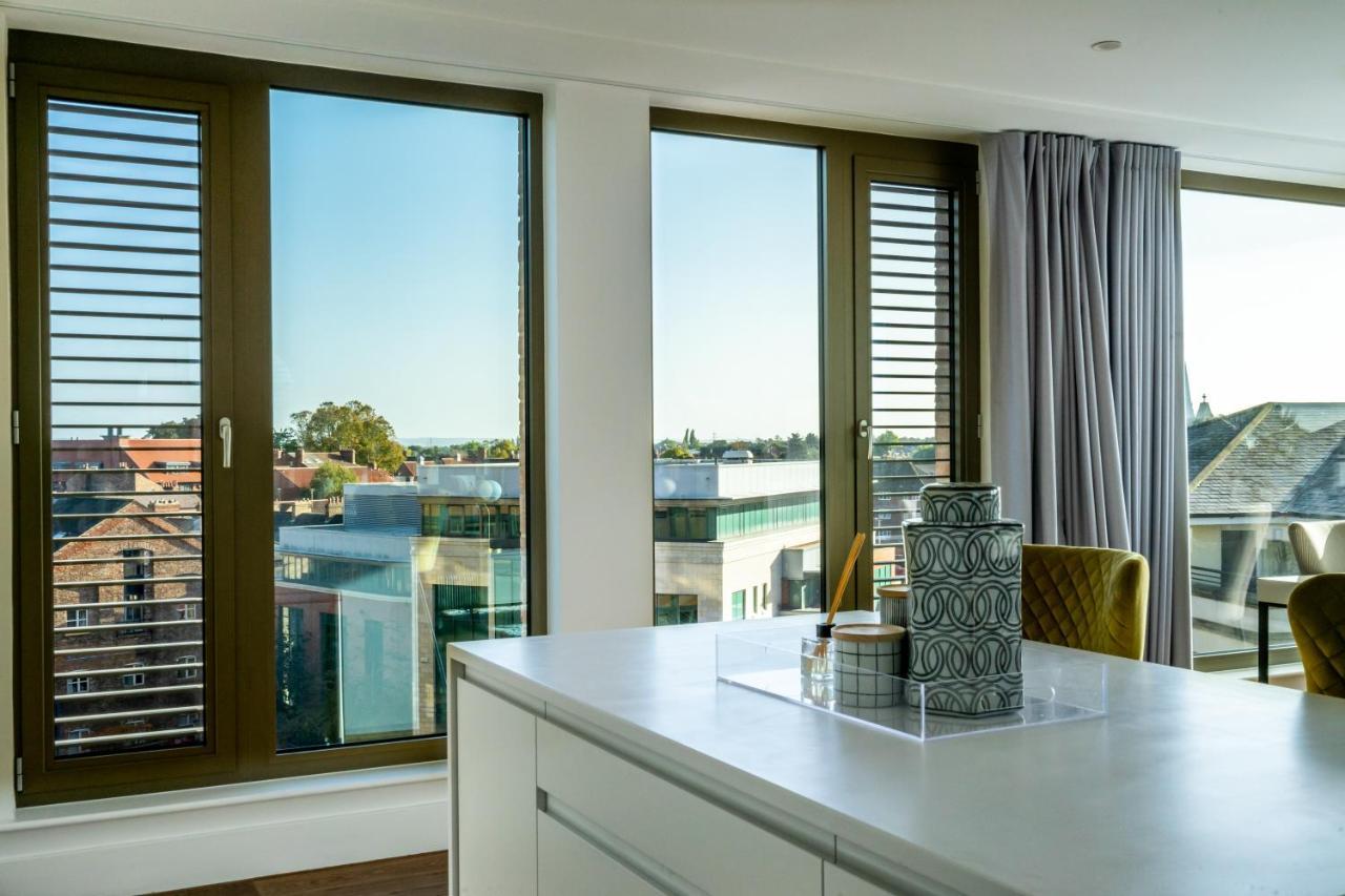Skyview Retreat @ Ryedale House Appartement York Buitenkant foto